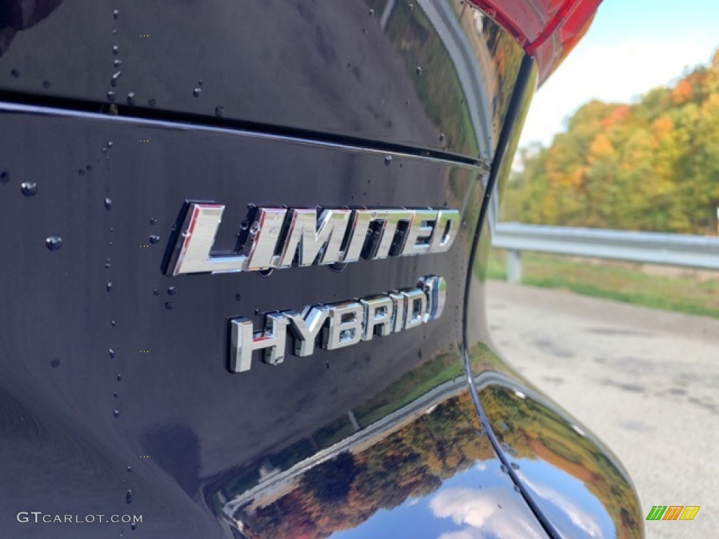 2021 Toyota Venza Hybrid Limited AWD Marks and Logos Photo #139797826