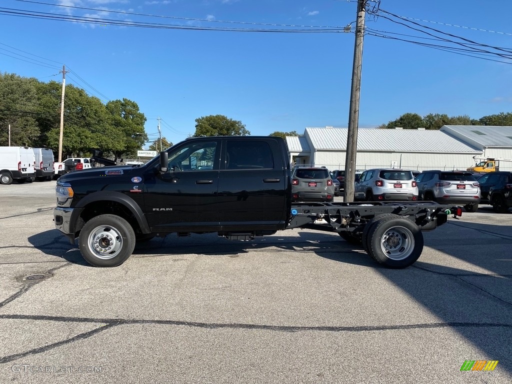 Diamond Black Crystal Pearl 2020 Ram 5500 Tradesman Crew Cab 4x4 Chassis Exterior Photo #139799008