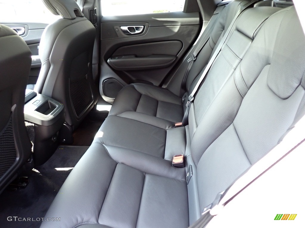Charcoal Interior 2021 Volvo XC60 T5 AWD Momentum Photo #139801336