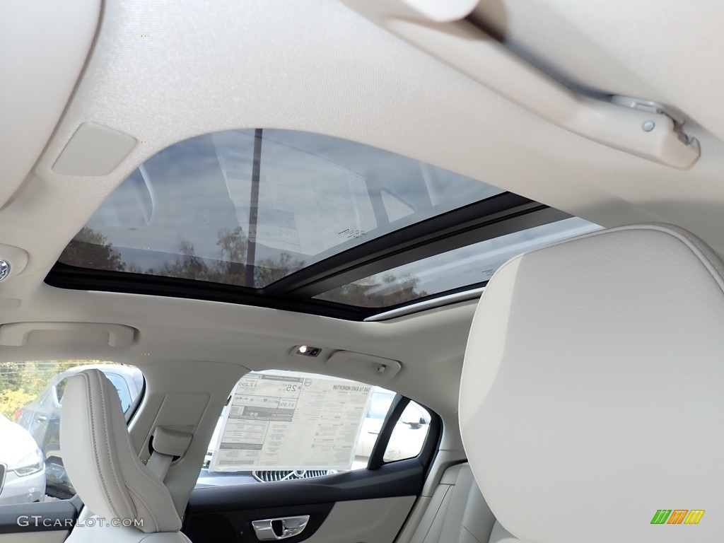 2021 Volvo S60 T6 AWD Momentum Sunroof Photo #139801498