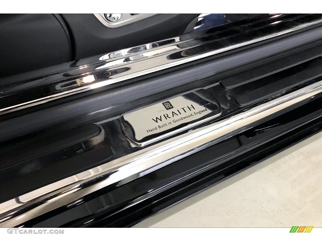 2015 Rolls-Royce Wraith Standard Wraith Model Marks and Logos Photos
