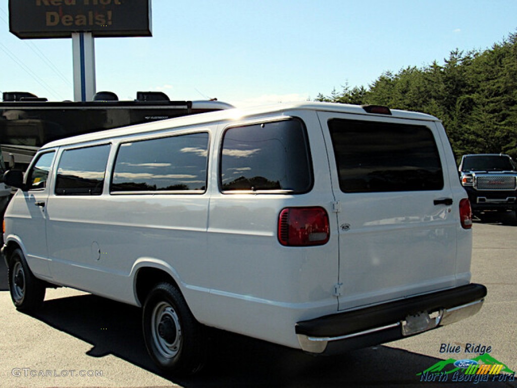 2002 Ram Van 3500 Passenger - Bright White / Dark Slate Gray photo #3