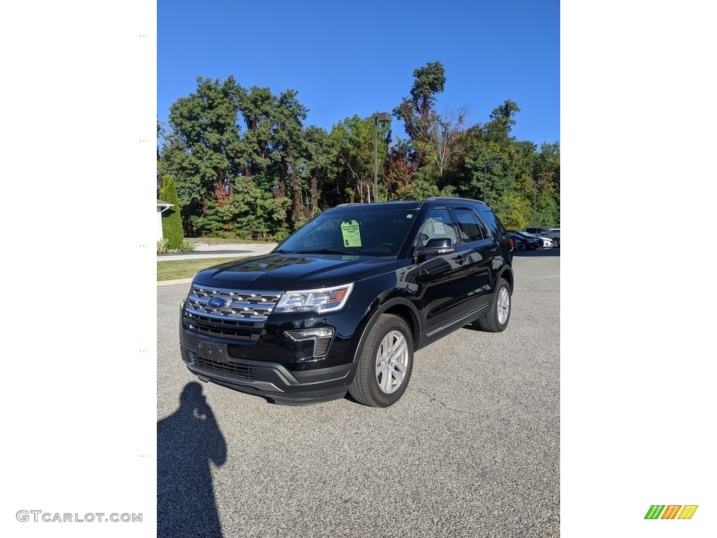 2018 Explorer XLT 4WD - Shadow Black / Ebony Black photo #1