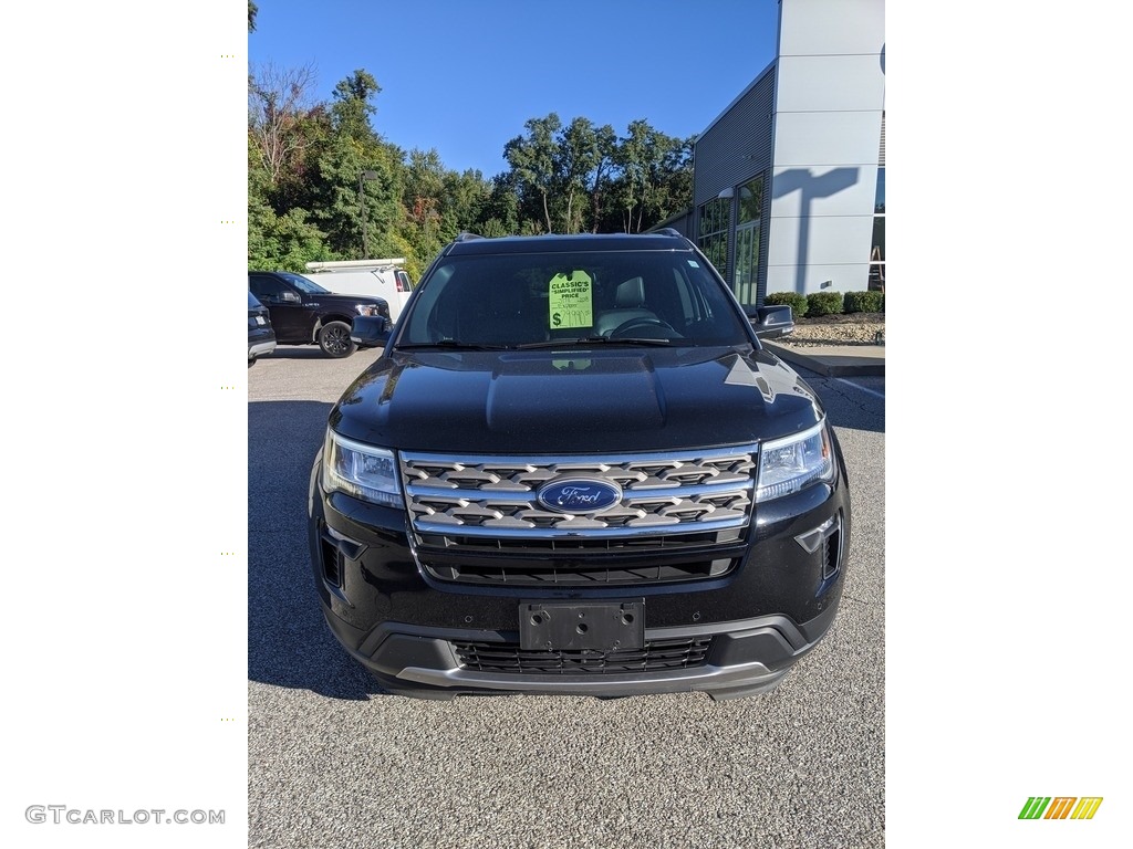 2018 Explorer XLT 4WD - Shadow Black / Ebony Black photo #2