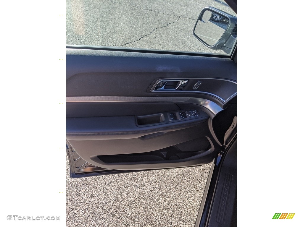 2018 Explorer XLT 4WD - Shadow Black / Ebony Black photo #12