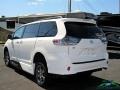 2016 Super White Toyota Sienna SE Premium  photo #3