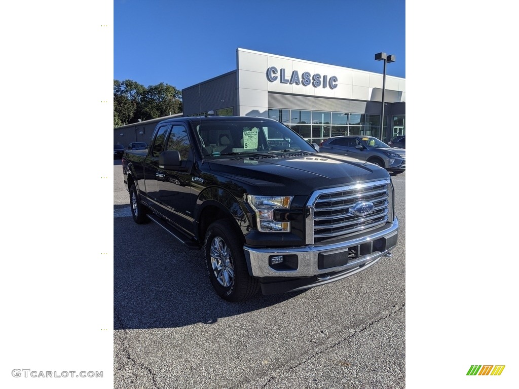 2017 F150 XLT SuperCab 4x4 - Shadow Black / Earth Gray photo #3