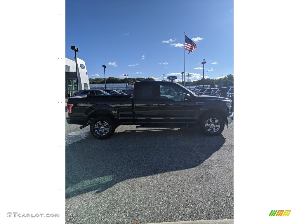 2017 F150 XLT SuperCab 4x4 - Shadow Black / Earth Gray photo #4