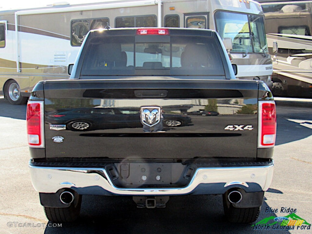 2018 1500 Laramie Crew Cab 4x4 - Brilliant Black Crystal Pearl / Canyon Brown/Light Frost Beige photo #4