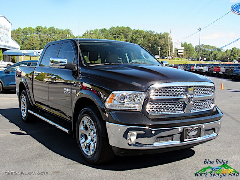 2018 1500 Laramie Crew Cab 4x4 - Brilliant Black Crystal Pearl / Canyon Brown/Light Frost Beige photo #7