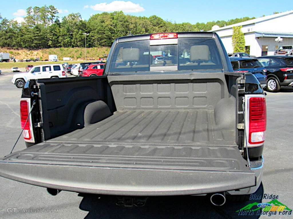 2018 1500 Laramie Crew Cab 4x4 - Brilliant Black Crystal Pearl / Canyon Brown/Light Frost Beige photo #14