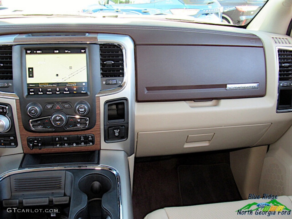 2018 1500 Laramie Crew Cab 4x4 - Brilliant Black Crystal Pearl / Canyon Brown/Light Frost Beige photo #16