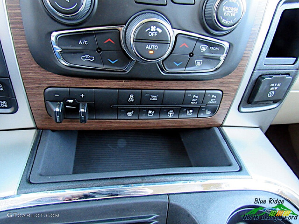 2018 1500 Laramie Crew Cab 4x4 - Brilliant Black Crystal Pearl / Canyon Brown/Light Frost Beige photo #21