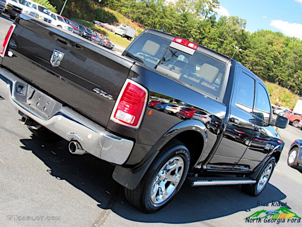 2018 1500 Laramie Crew Cab 4x4 - Brilliant Black Crystal Pearl / Canyon Brown/Light Frost Beige photo #27