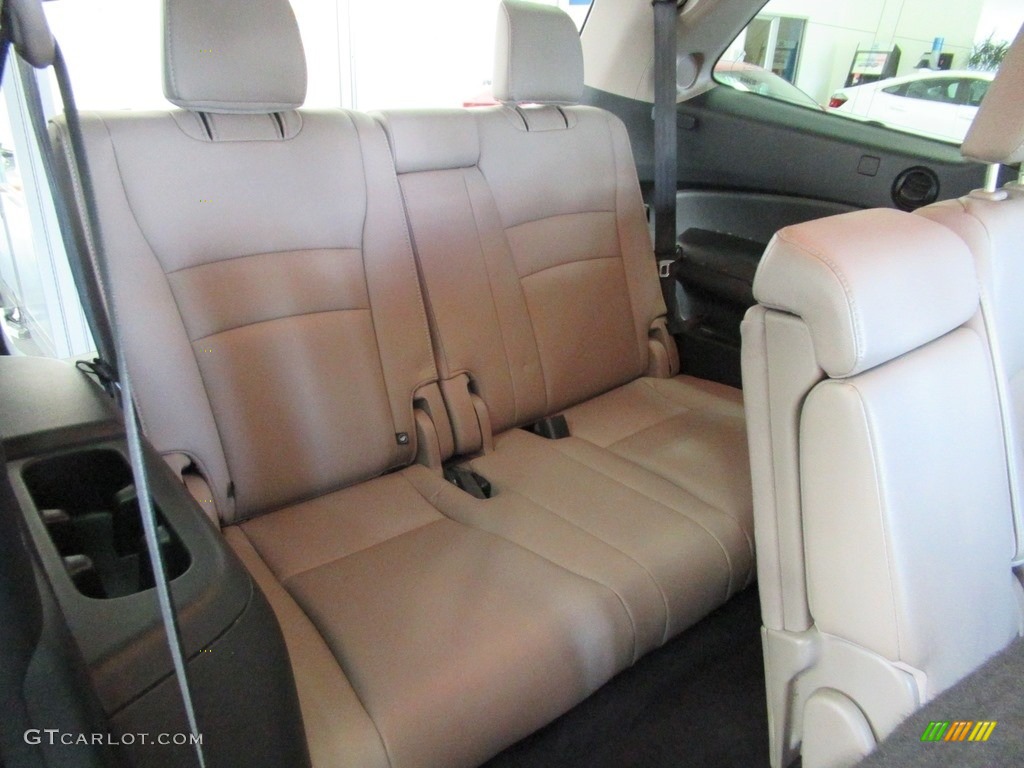 Black Interior 2016 Honda Pilot Touring AWD Photo #139813911