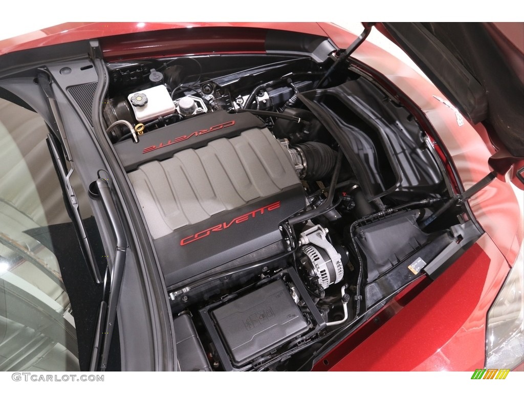 2016 Chevrolet Corvette Stingray Convertible Engine Photos