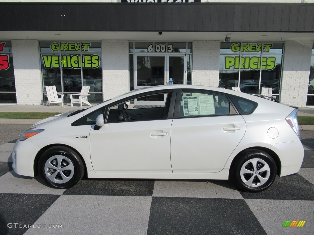 2012 Prius 3rd Gen Two Hybrid - Blizzard White Pearl / Bisque photo #1