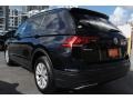 Deep Black Pearl - Tiguan S Photo No. 7