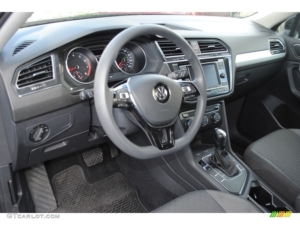 2018 Volkswagen Tiguan S Titan Black Steering Wheel Photo #139823867