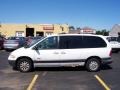 Bright White - Grand Voyager SE Photo No. 7