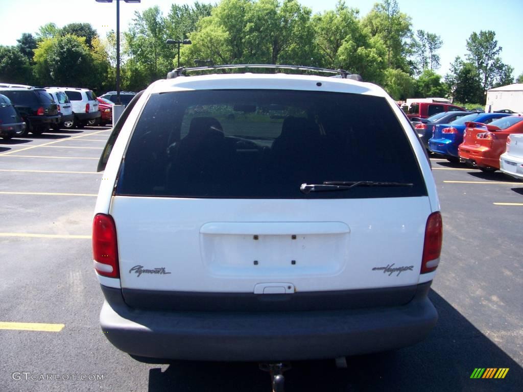 1997 Grand Voyager SE - Bright White / Gray photo #9