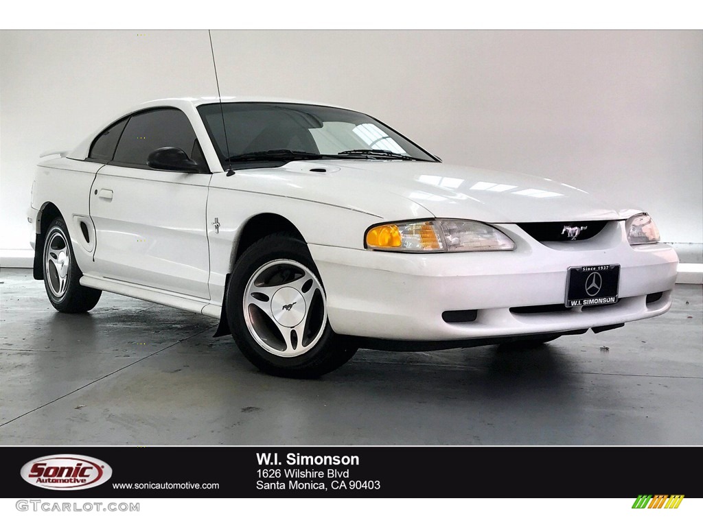 Ultra White Ford Mustang