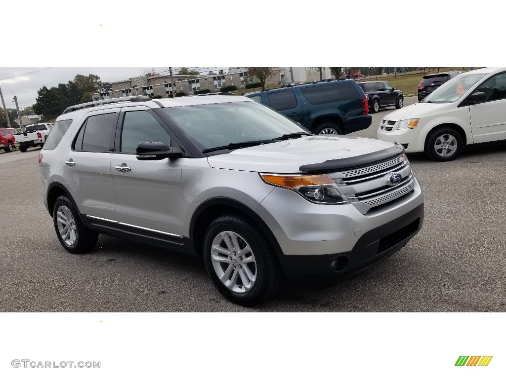 2015 Explorer XLT 4WD - Ingot Silver / Charcoal Black photo #8