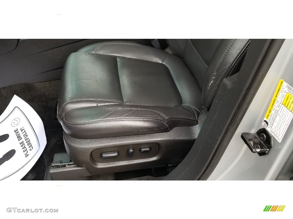 2015 Explorer XLT 4WD - Ingot Silver / Charcoal Black photo #14