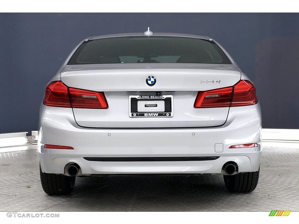 2017 5 Series 530i Sedan - Glacier Silver Metallic / Black photo #3