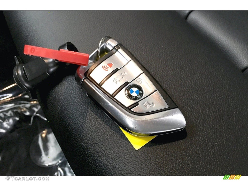 2017 5 Series 530i Sedan - Glacier Silver Metallic / Black photo #11
