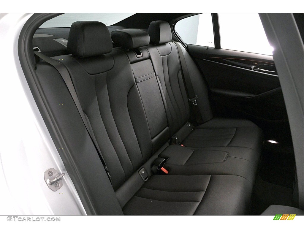 2017 5 Series 530i Sedan - Glacier Silver Metallic / Black photo #29