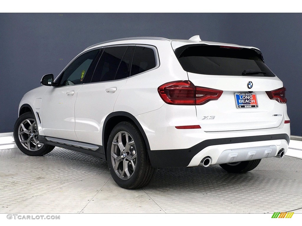 2021 X3 xDrive30e - Mineral White Metallic / Black photo #3