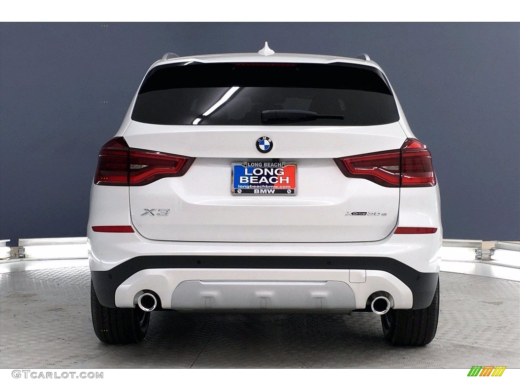 2021 X3 xDrive30e - Mineral White Metallic / Black photo #4