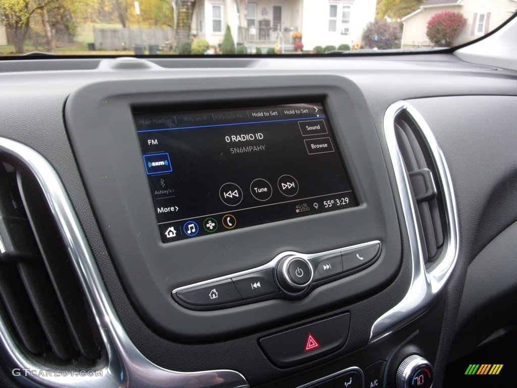 2019 Chevrolet Equinox LT AWD Controls Photo #139838505