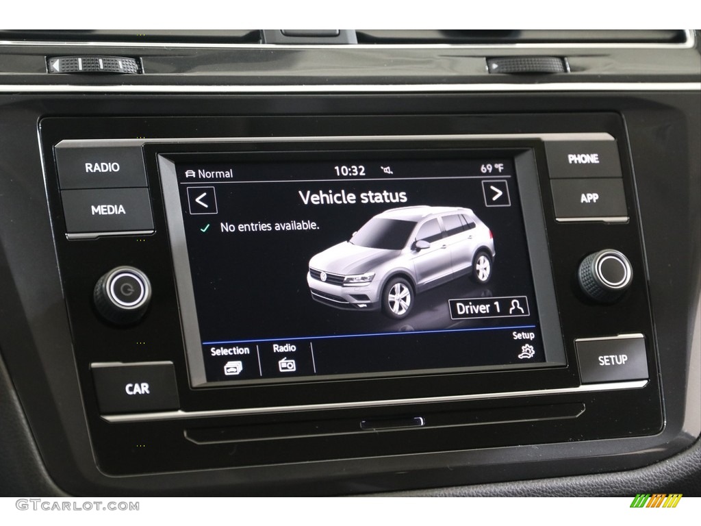 2019 Tiguan S 4MOTION - Dark Moss Green Metallic / Titan Black photo #11