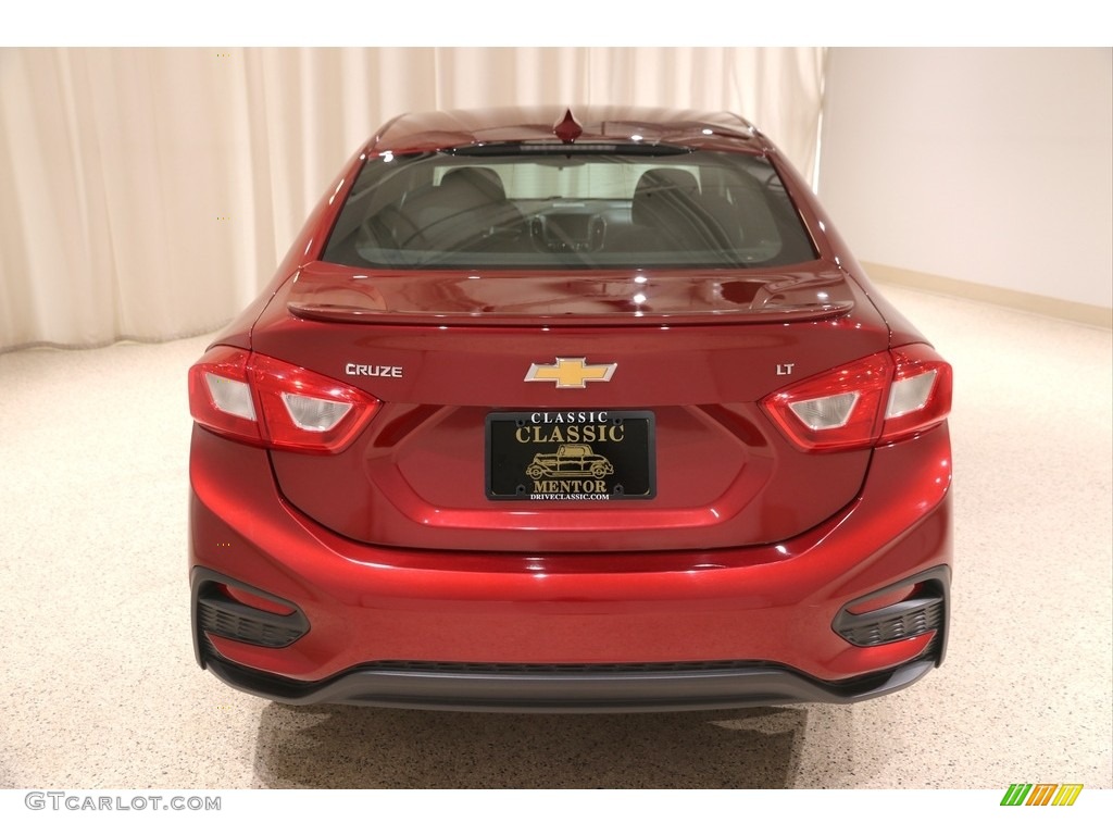 2017 Cruze LT - Cajun Red Tintcoat / Jet Black photo #16