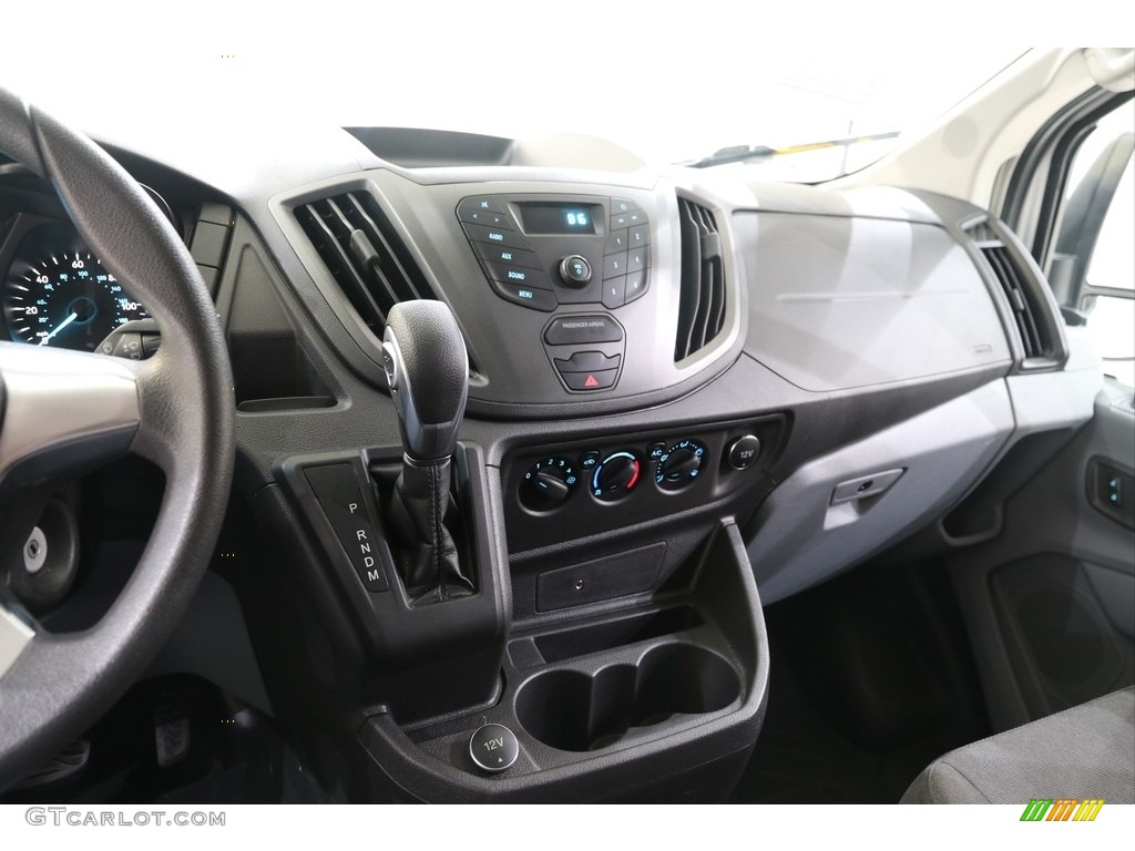 2019 Transit Van 250 LR Regular - Oxford White / Charcoal black photo #9