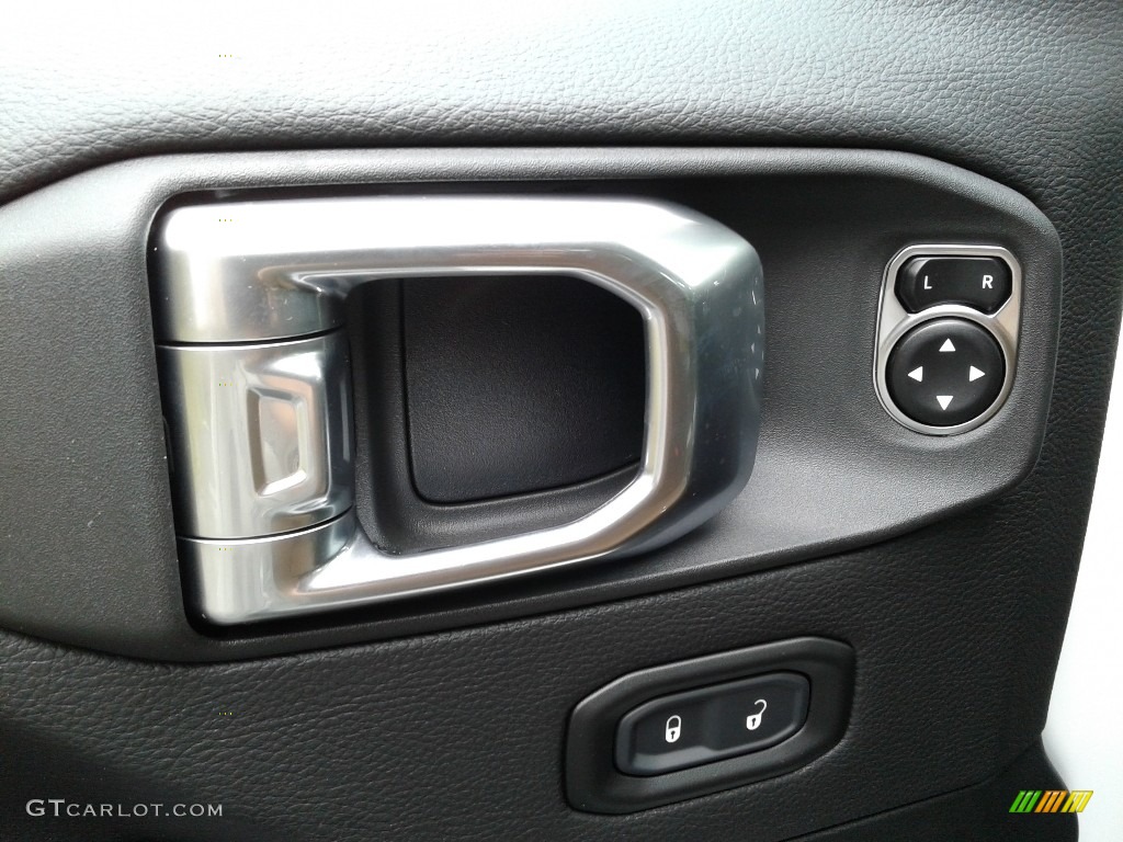 2021 Jeep Wrangler Unlimited Sahara 4x4 Controls Photo #139844235