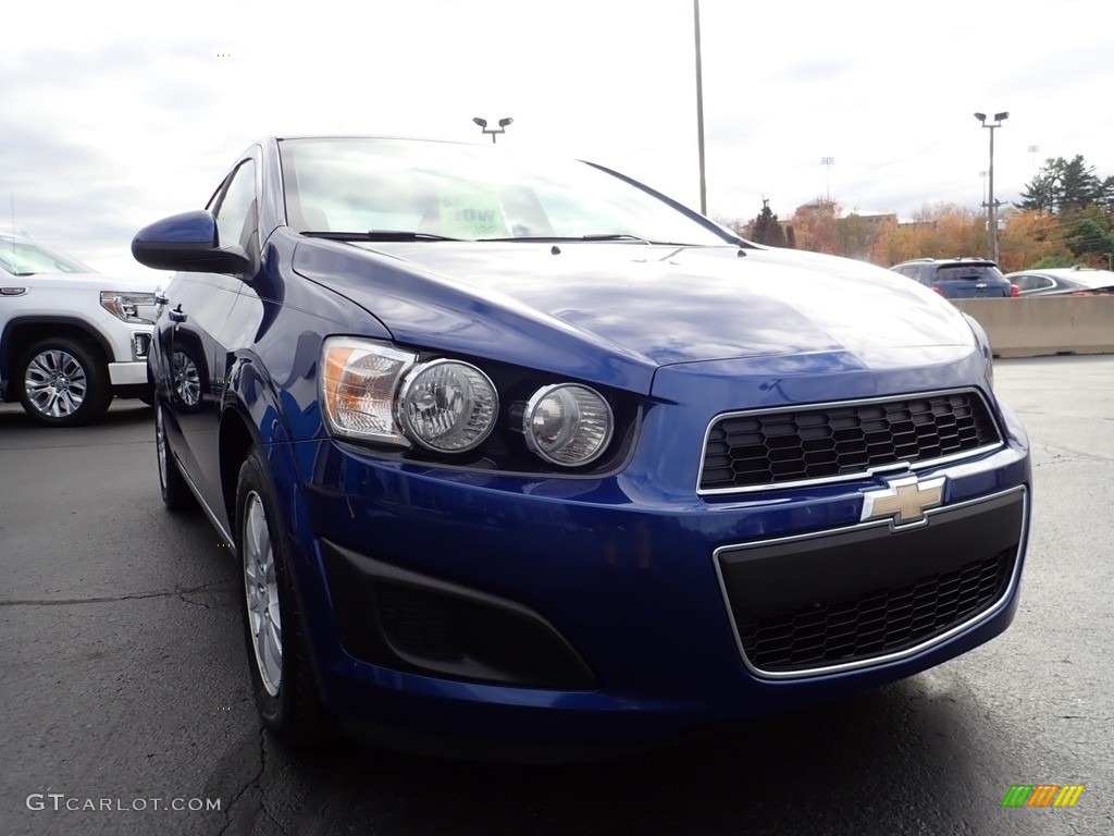 2014 Sonic LT Sedan - Blue Topaz Metallic / Jet Black/Dark Titanium photo #12