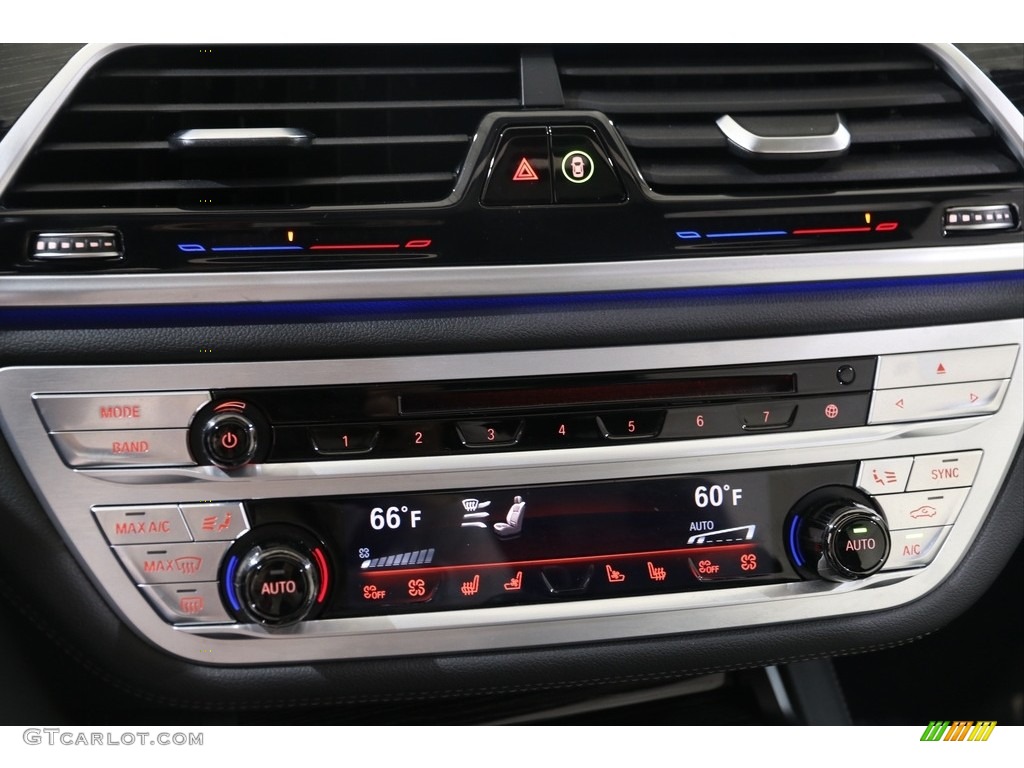 2018 BMW 7 Series 750i xDrive Sedan Controls Photo #139846473