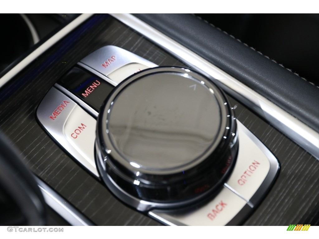 2018 7 Series 750i xDrive Sedan - Singapore Gray Metallic / Black photo #31
