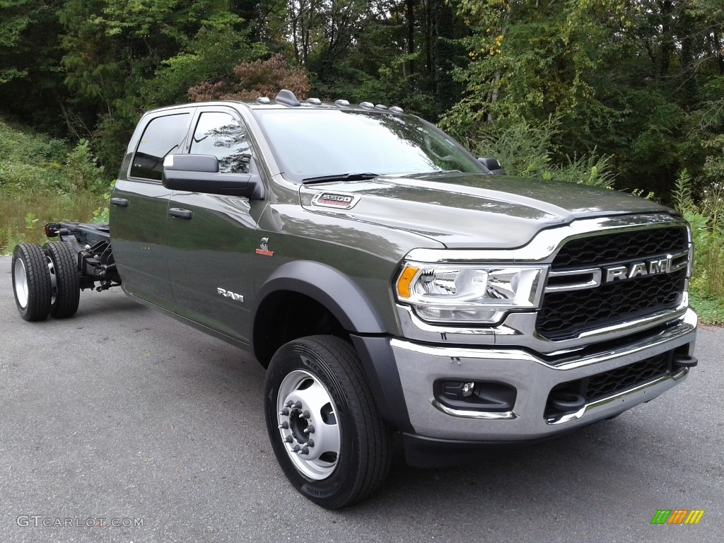 Olive Green Pearl 2020 Ram 5500 Tradesman Crew Cab 4x4 Chassis Exterior Photo #139846950