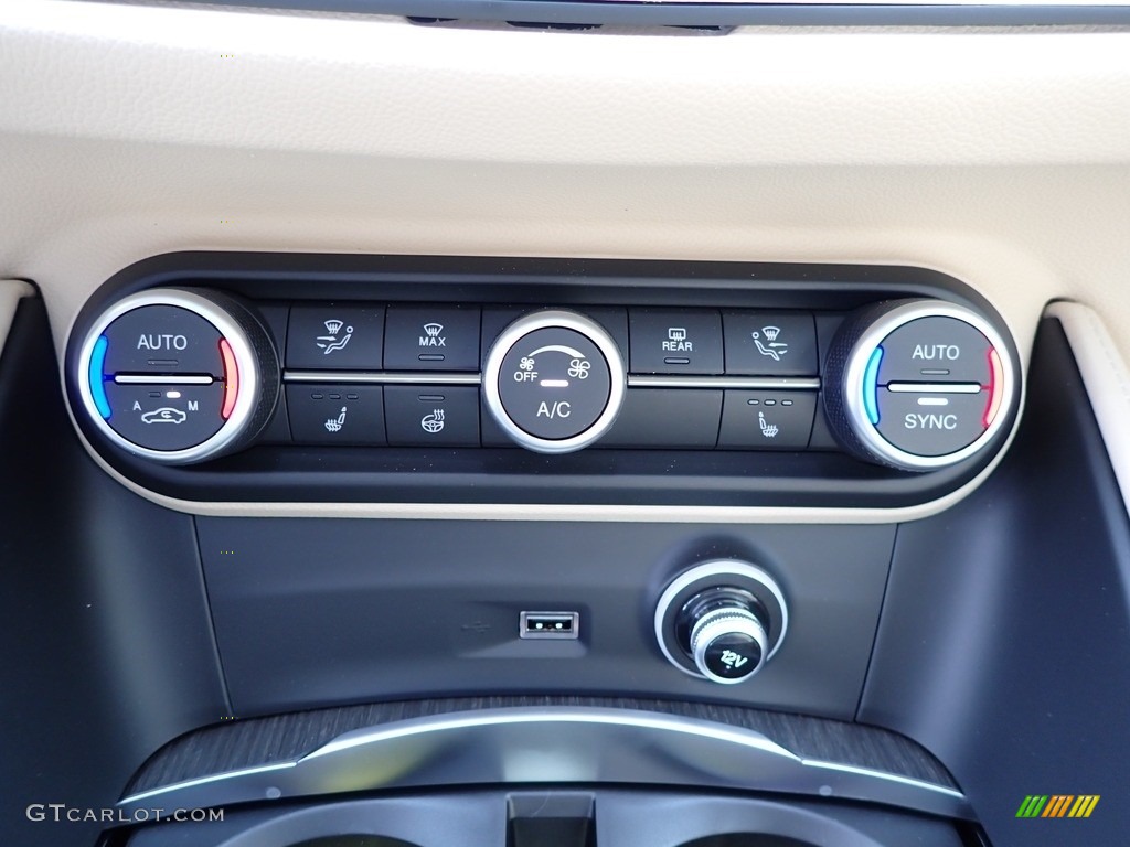2020 Alfa Romeo Stelvio TI Lusso AWD Controls Photo #139847163