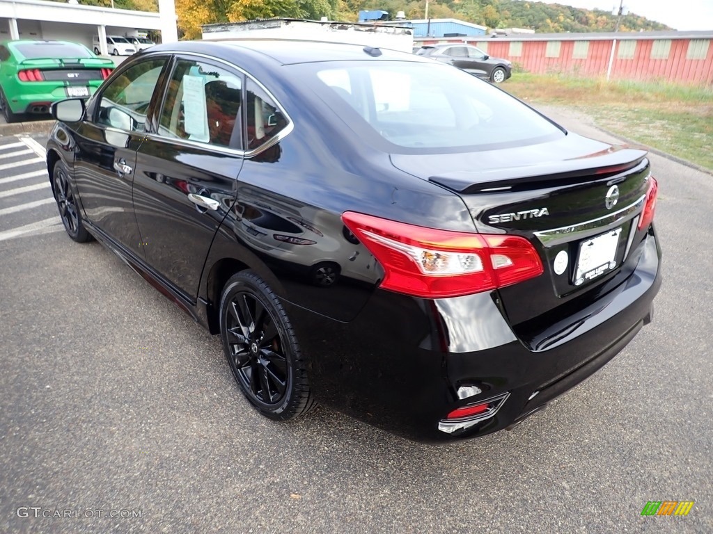 2017 Sentra SR Turbo - Super Black / Charcoal photo #6