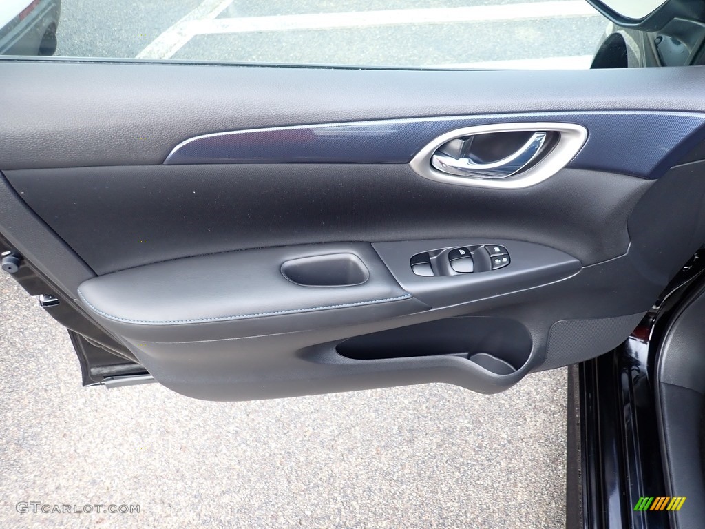 2017 Nissan Sentra SR Turbo Charcoal Door Panel Photo #139847658