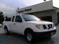 Avalanche White - Frontier XE King Cab Photo No. 1