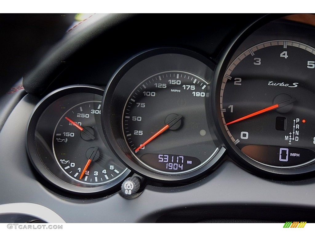 2014 Porsche Cayenne Turbo S Gauges Photo #139850451