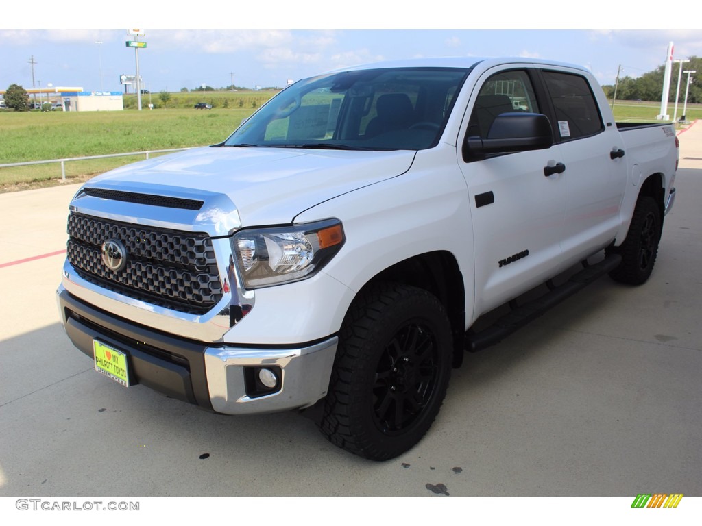 2021 Tundra SR5 CrewMax 4x4 - Super White / Black photo #4