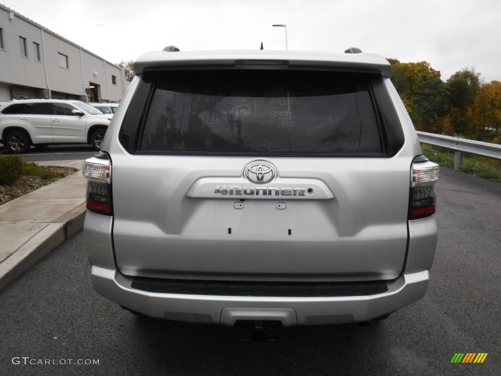 2019 4Runner SR5 Premium 4x4 - Classic Silver Metallic / Graphite photo #17