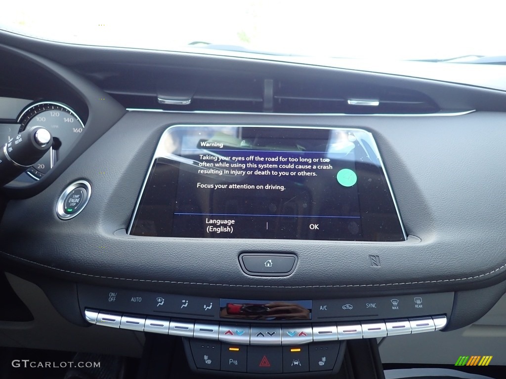 2021 Cadillac XT4 Luxury AWD Controls Photos
